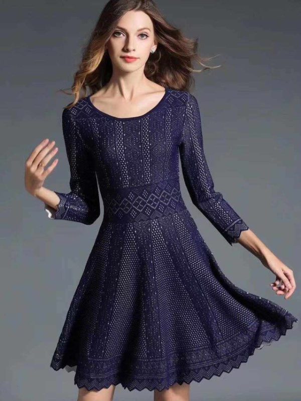 Đầm vàng họa tiết nơ